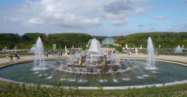 آب نما کاخ ورسای